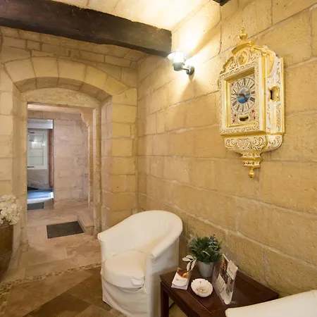Casa San Carlo - Rosa Valletta